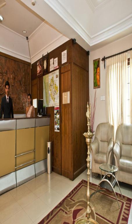 Issacs Regency Hotel Sultan Bathery Exterior foto